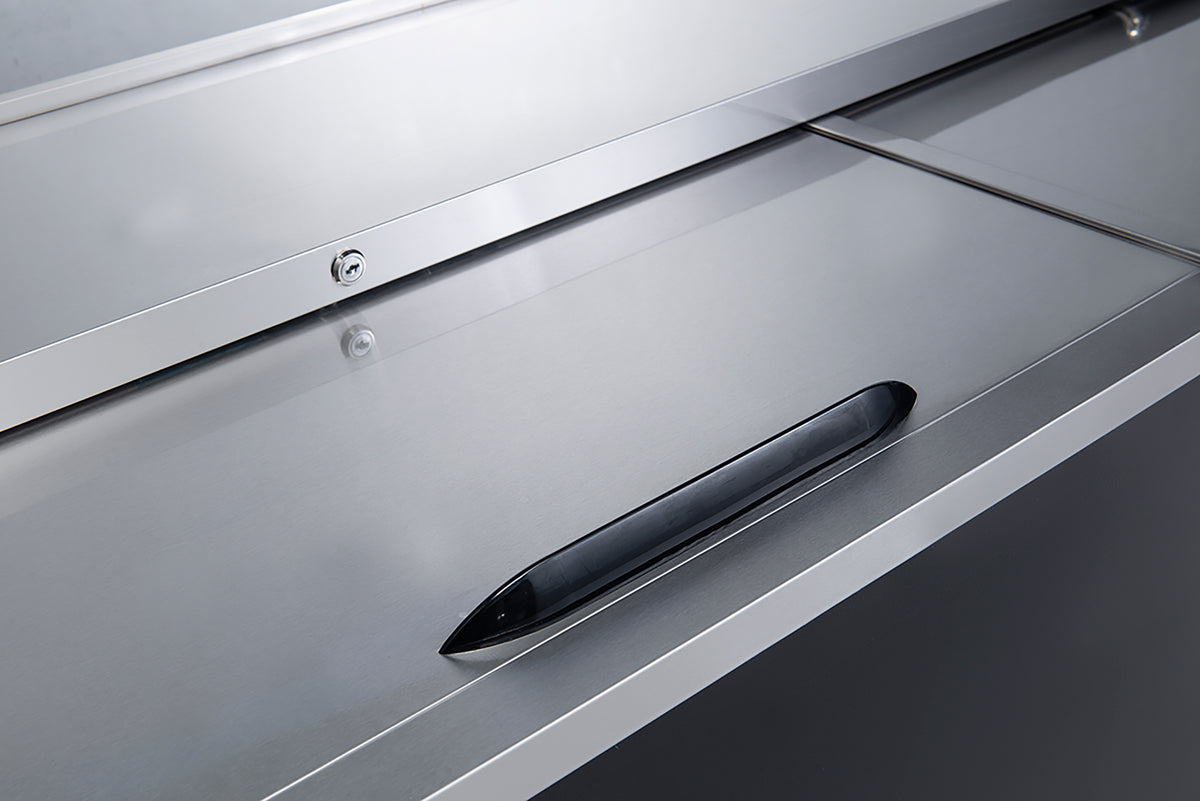 DUKERS DHBC65 65" Bottle Cooler
